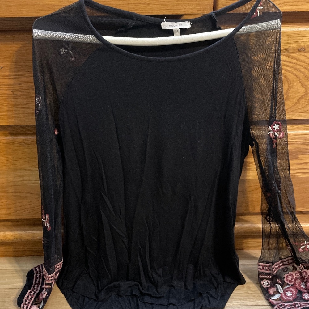 Women's dress shirt